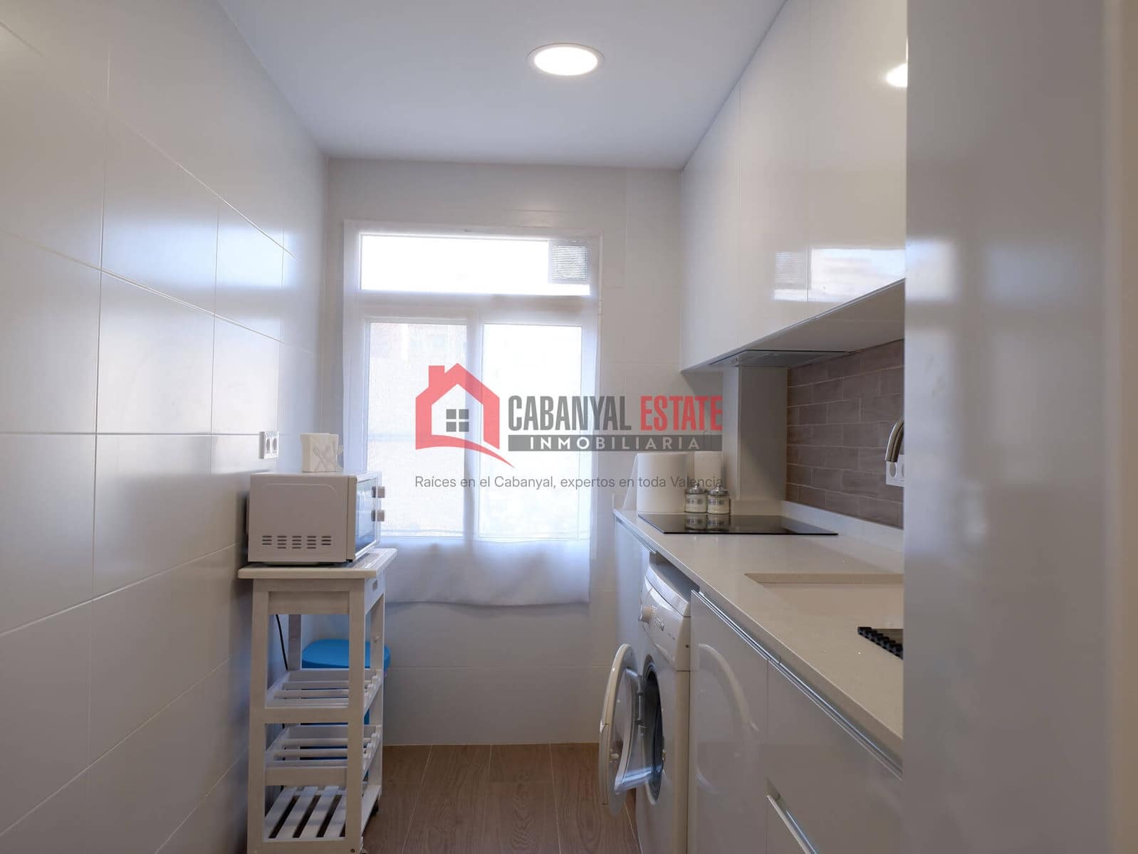 3 bedroom Apartment for rent in Valencia city - € 1,300 (Ref: 9945293)