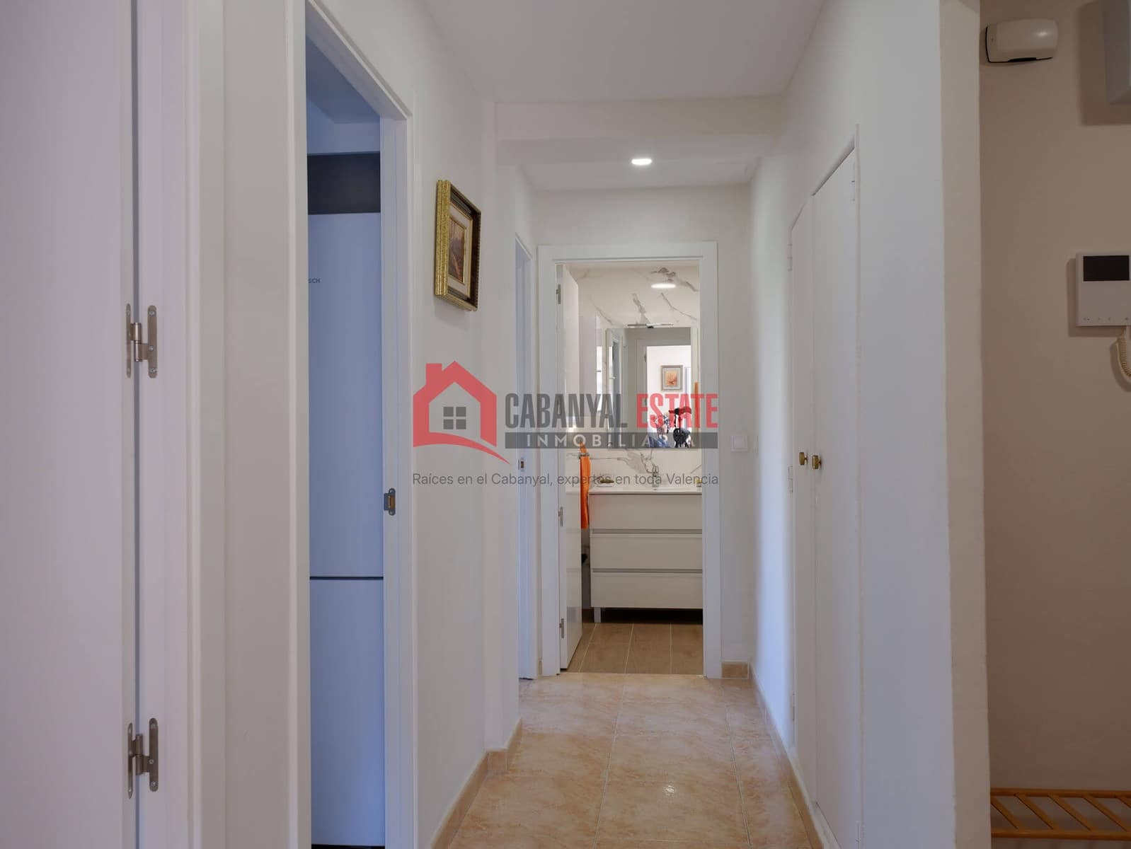 3 bedroom Apartment for rent in Valencia city - € 1,300 (Ref: 9945293)