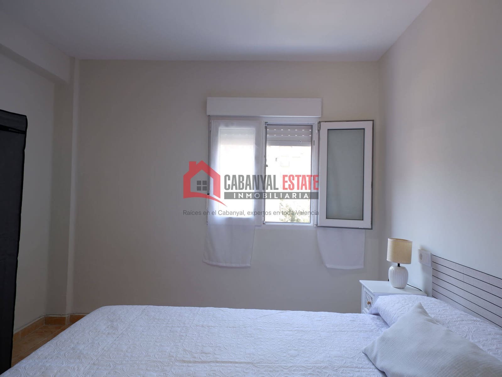 3 bedroom Apartment for rent in Valencia city - € 1,300 (Ref: 9945293)