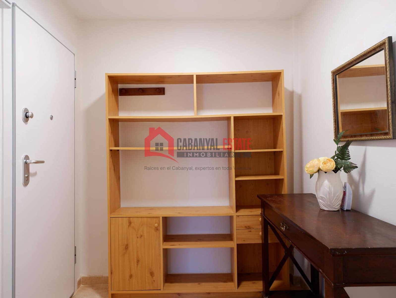 3 bedroom Apartment for rent in Valencia city - € 1,300 (Ref: 9945293)