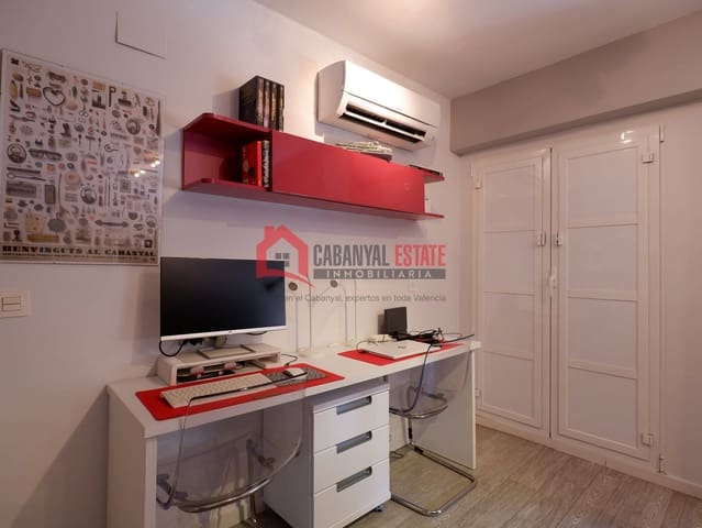 2 soverom Leilighet til salgs i Cabanyal-Canyamelar, Valencia by - € 329 000 (Ref: 9985354)