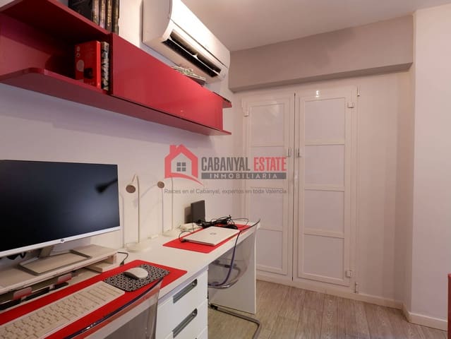 2 soverom Leilighet til salgs i Cabanyal-Canyamelar, Valencia by - € 329 000 (Ref: 9985354)