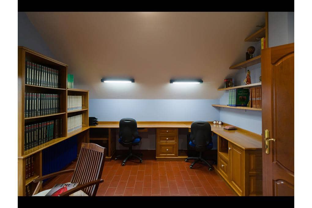 7 Zimmer Villa zu verkaufen in Dumbria mit Garage - 650.000 € (Ref: 10060912)