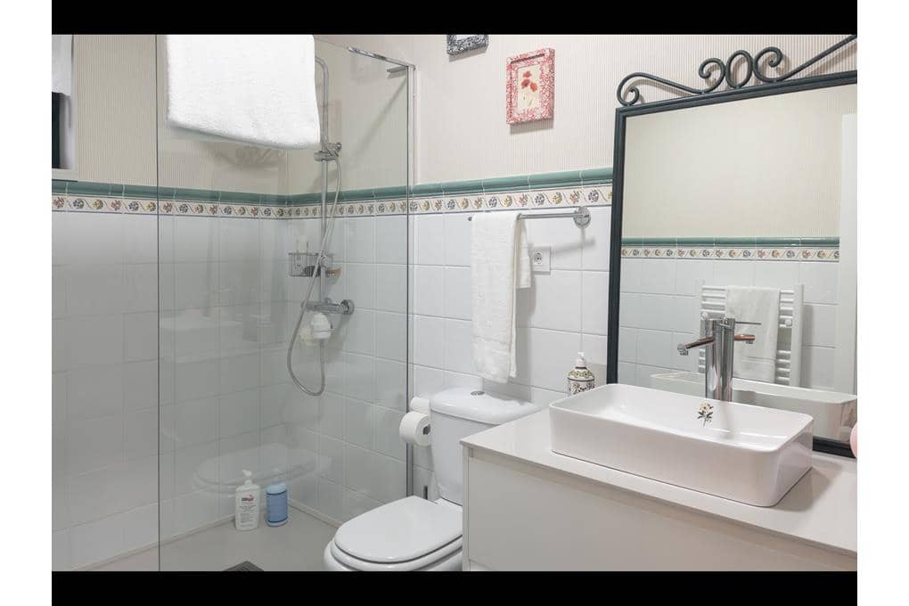 7 Zimmer Villa zu verkaufen in Dumbria mit Garage - 650.000 € (Ref: 10060912)
