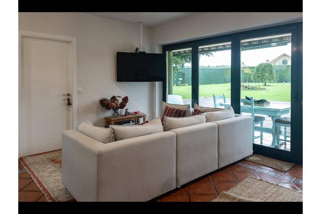 7 Zimmer Villa zu verkaufen in Dumbria mit Garage - 650.000 € (Ref: 10060912)