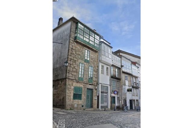 6 bedroom Townhouse for sale in Santiago de Compostela - € 640,000 (Ref: 10095771)