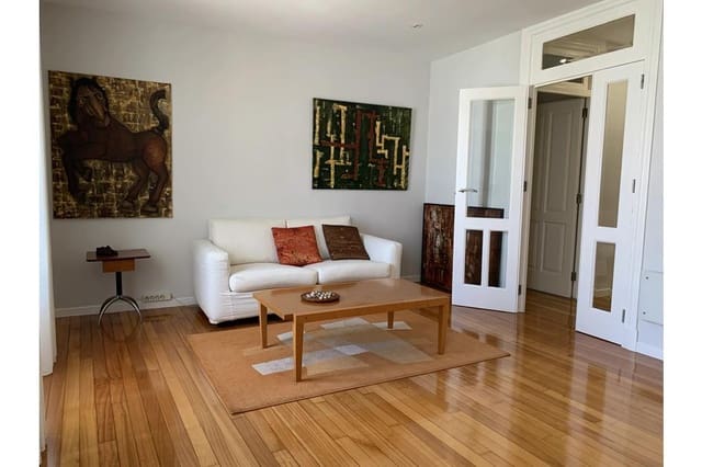 3 quarto Apartamento para venda em Santiago de Compostela com garagem - 540 000 € (Ref: 10095774)