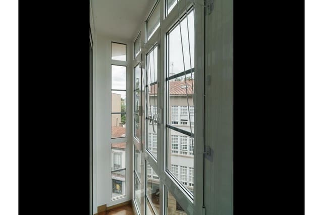 4 quarto Apartamento para venda em Santiago de Compostela com garagem - 795 000 € (Ref: 10095775)