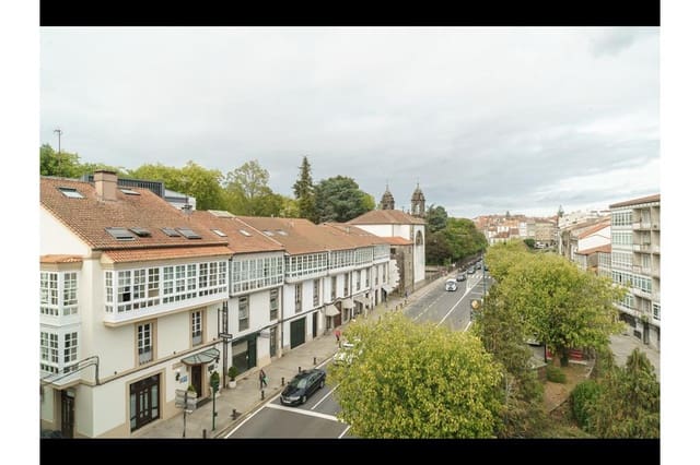 4 quarto Apartamento para venda em Santiago de Compostela com garagem - 795 000 € (Ref: 10095775)