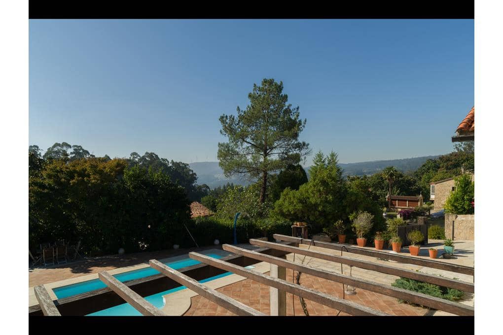 4 camera da letto Villa in vendita in Brion con piscina garage - 825.000 € (Rif: 10118057)
