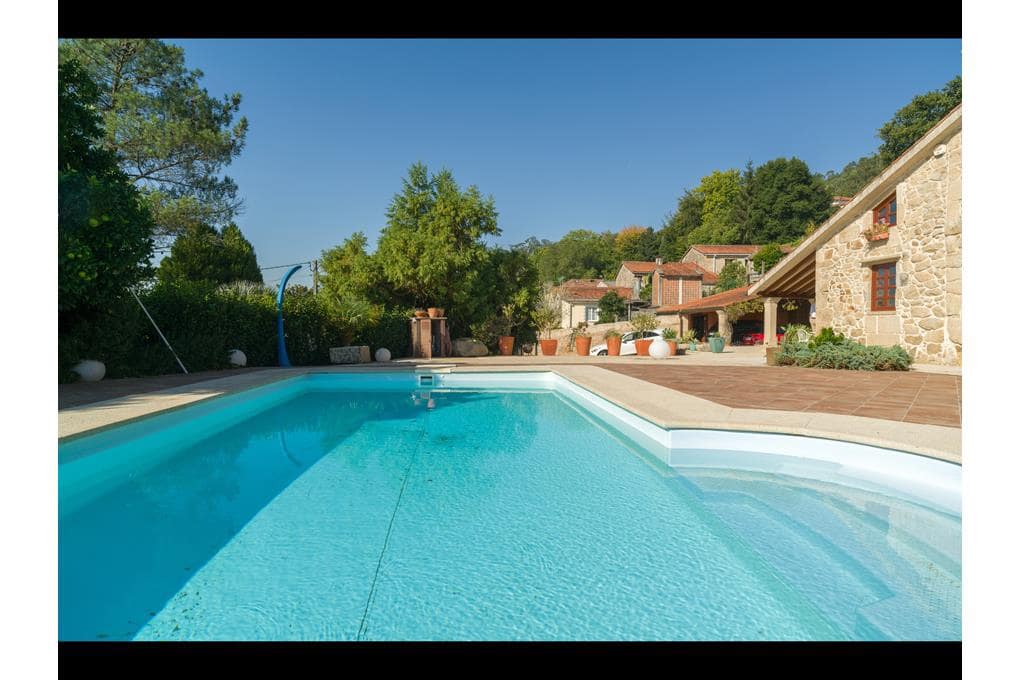 4 camera da letto Villa in vendita in Brion con piscina garage - 825.000 € (Rif: 10118057)