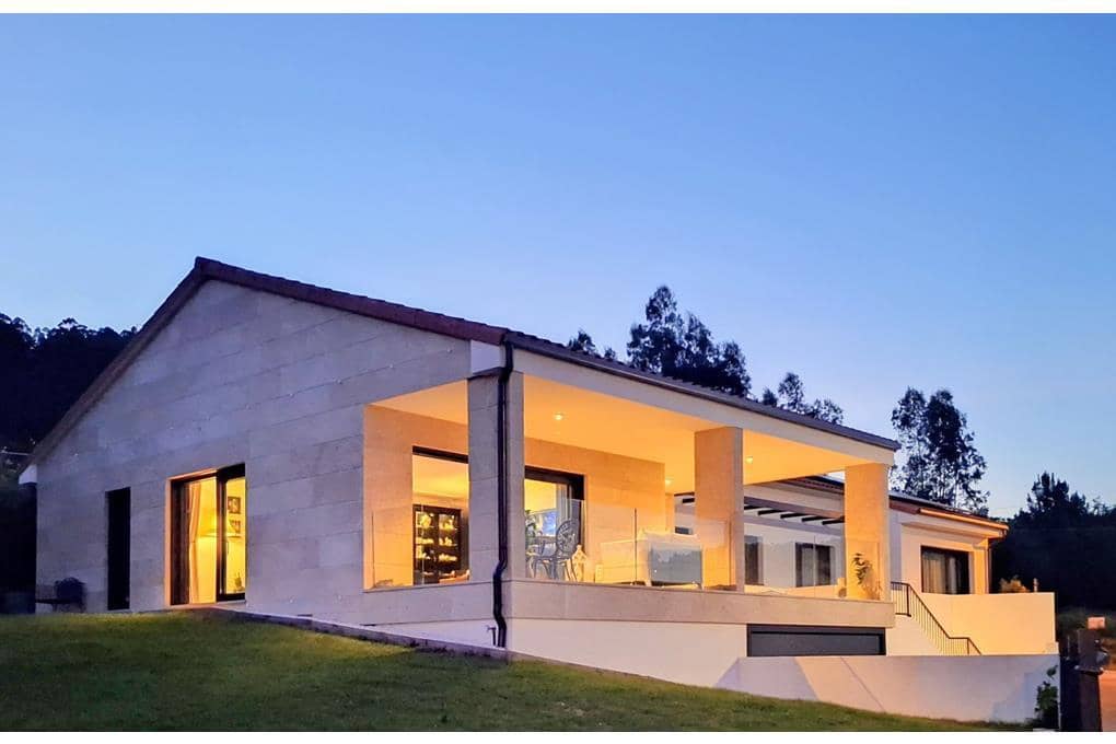 3 soverom Villa til salgs i Sanxenxo med garasje - € 990 000 (Ref: 10130180)