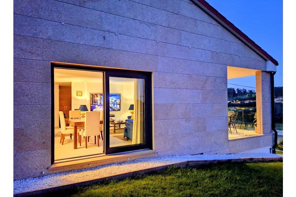 3 soverom Villa til salgs i Sanxenxo med garasje - € 990 000 (Ref: 10130180)