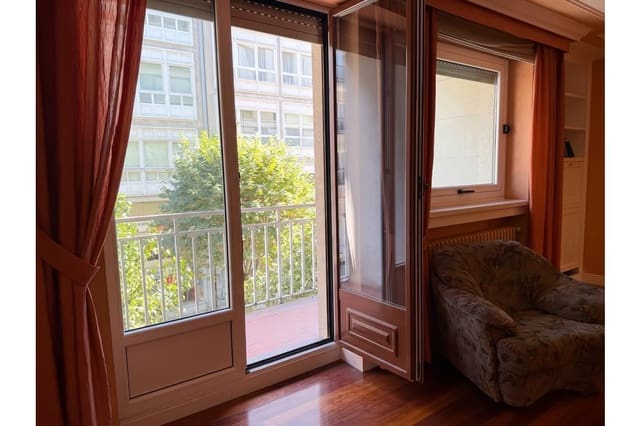 5 sypialnia Mieszkanie na sprzedaż w Santiago de Compostela z garażem - 820 000 € (Ref: 10147450)