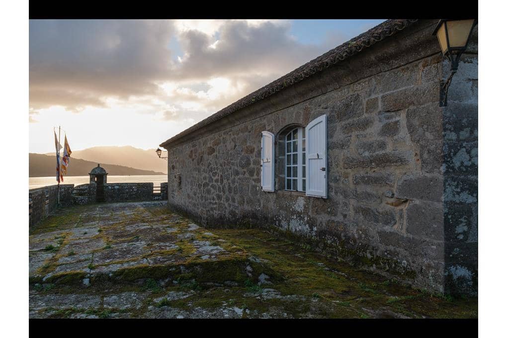 6 soverom Hus til salgs i Corcubion med garasje - € 4 750 000 (Ref: 10179595)