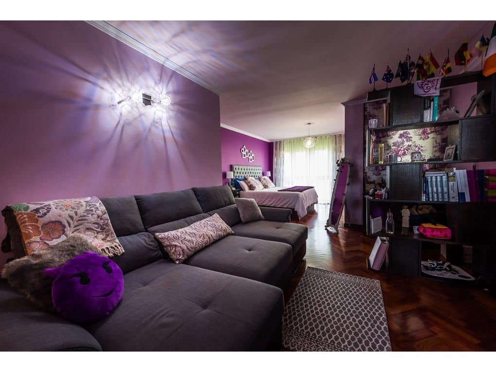 4 bedroom Townhouse for sale in Brion with pool garage - € 600,000 (Ref: 5897541)