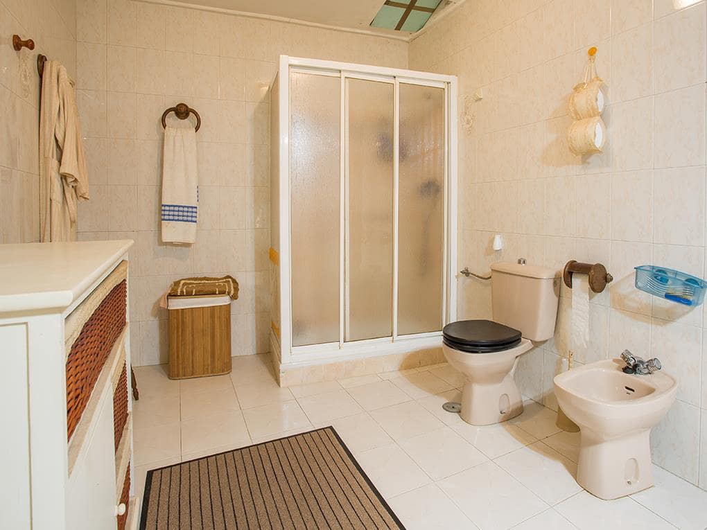 6 soverom Finca/Herregård til salgs i Teo med garasje - € 350 000 (Ref: 6201871)