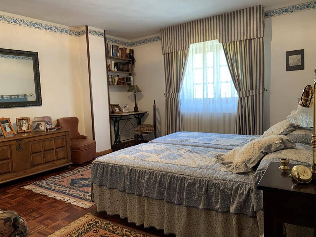 6 soverom Finca/Herregård til salgs i Teo med garasje - € 350 000 (Ref: 6201871)