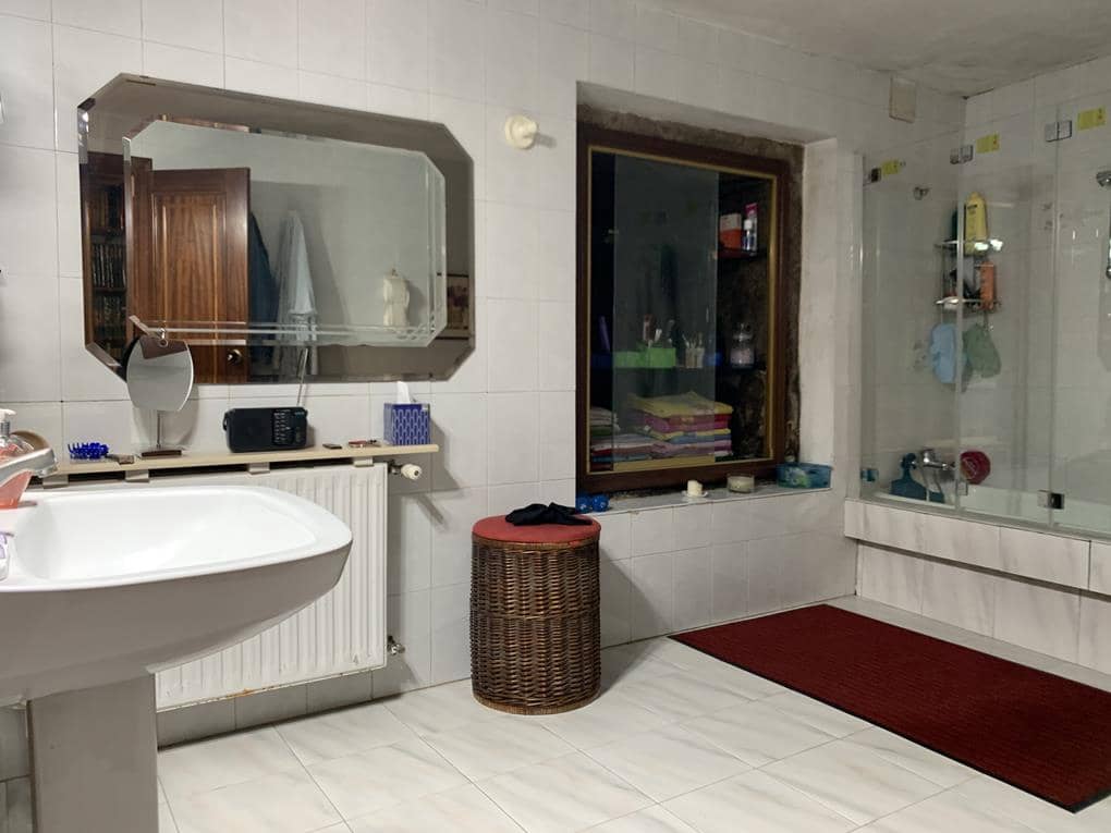 6 soverom Finca/Herregård til salgs i Teo med garasje - € 350 000 (Ref: 6201871)