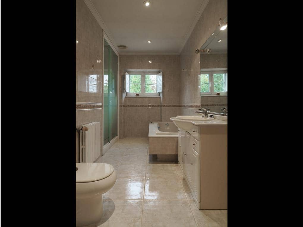 6 sypialnia Dom na sprzedaż w Teo z basenem garażem - 1 350 000 € (Ref: 6441561)