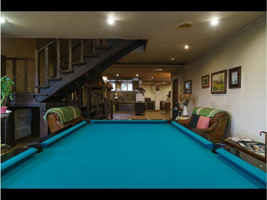 6 sypialnia Dom na sprzedaż w Teo z basenem garażem - 1 350 000 € (Ref: 6441561)