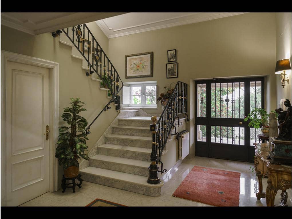 6 sypialnia Dom na sprzedaż w Teo z basenem garażem - 1 350 000 € (Ref: 6441561)