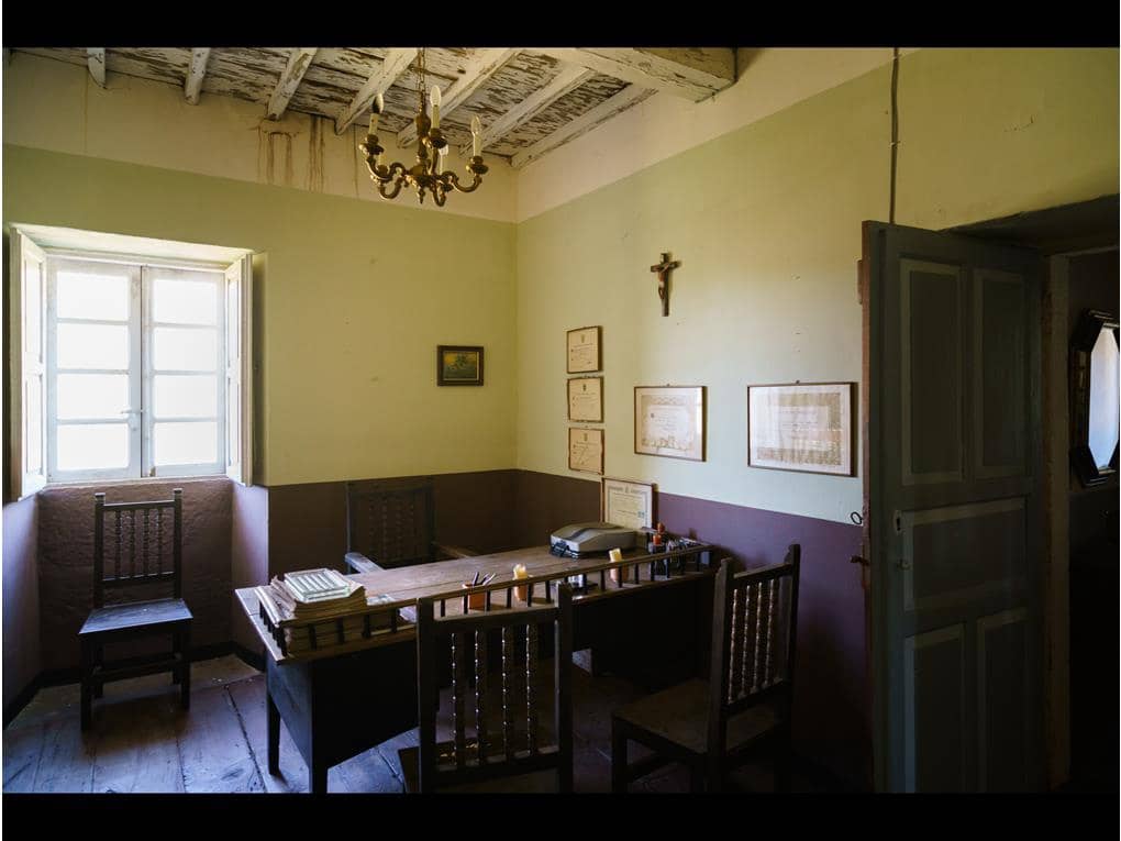 5 bedroom Finca/Country House for sale in Touro with pool garage - € 750,000 (Ref: 6443332)