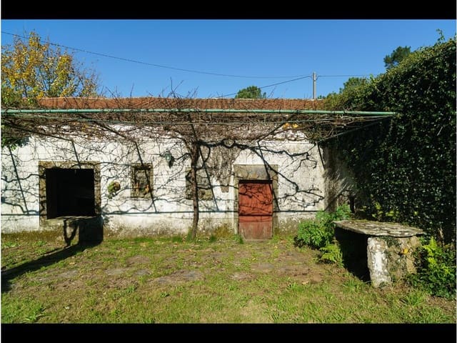5 bedroom Finca/Country House for sale in Touro with pool garage - € 750,000 (Ref: 6443332)