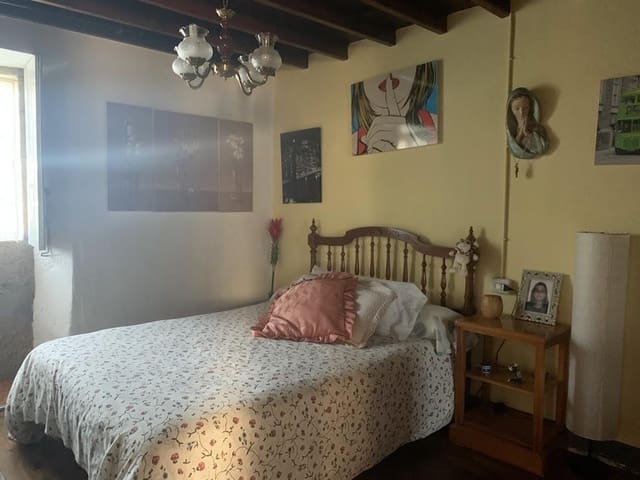 3 bedroom Finca/Country House for sale in Teo with pool garage - € 270,000 (Ref: 6448588)