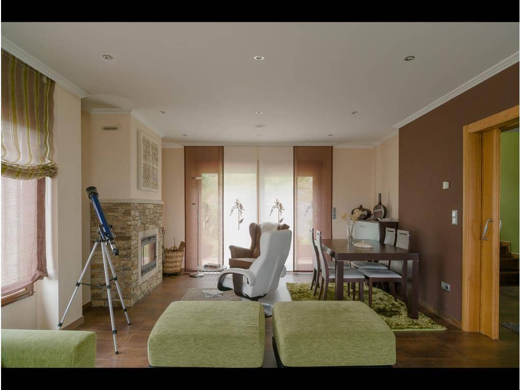 4 soveværelse Byhus til salg i Santiago de Compostela med swimmingpool garage - € 630.000 (Ref: 7051177)