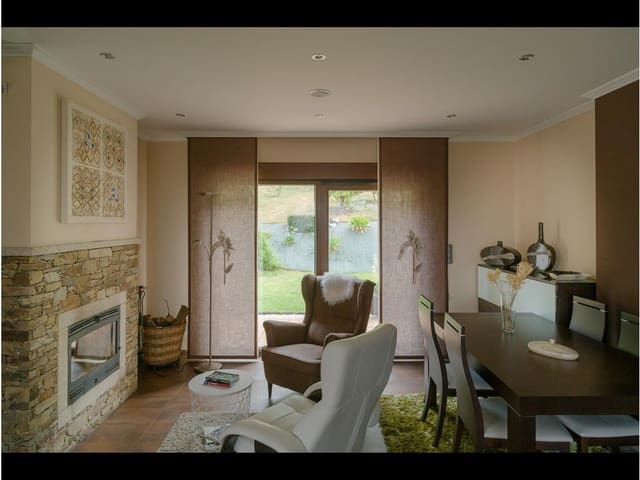 4 bedroom Townhouse for sale in Santiago de Compostela with pool garage - € 630,000 (Ref: 7051177)