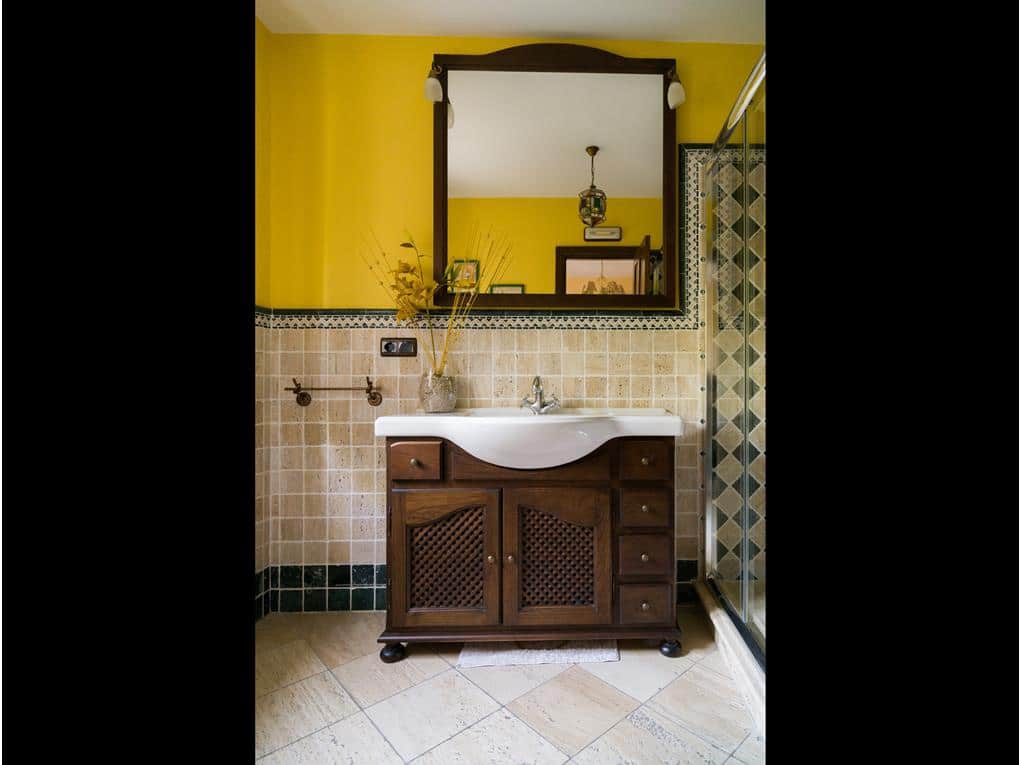 7 bedroom Townhouse for sale in Ribeira with garage - € 1,000,000 (Ref: 7182511)