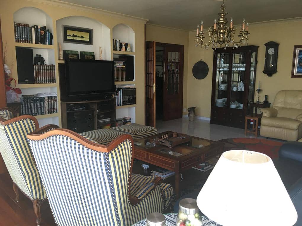 6 soveværelse Byhus til salg i Ribeira med swimmingpool garage - € 495.000 (Ref: 7182513)