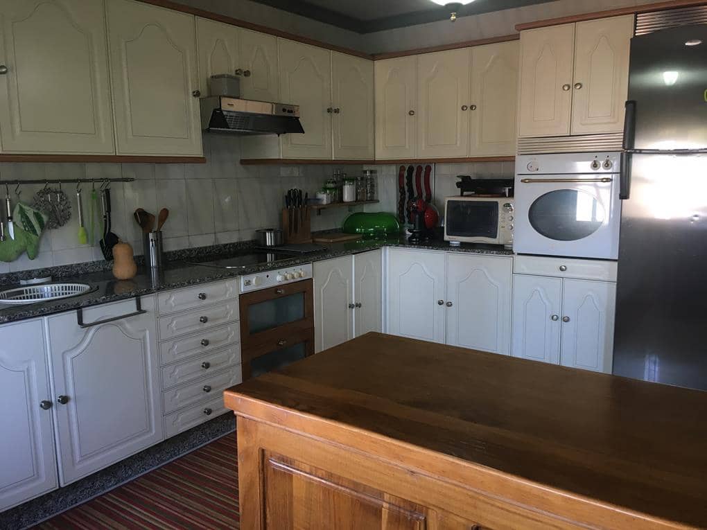 6 soveværelse Byhus til salg i Ribeira med swimmingpool garage - € 495.000 (Ref: 7182513)