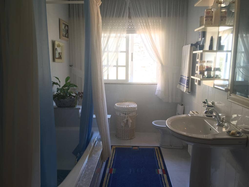 6 soveværelse Byhus til salg i Ribeira med swimmingpool garage - € 495.000 (Ref: 7182513)