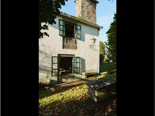 10 bedroom Townhouse for sale in Ames with garage - € 429,000 (Ref: 7182518)