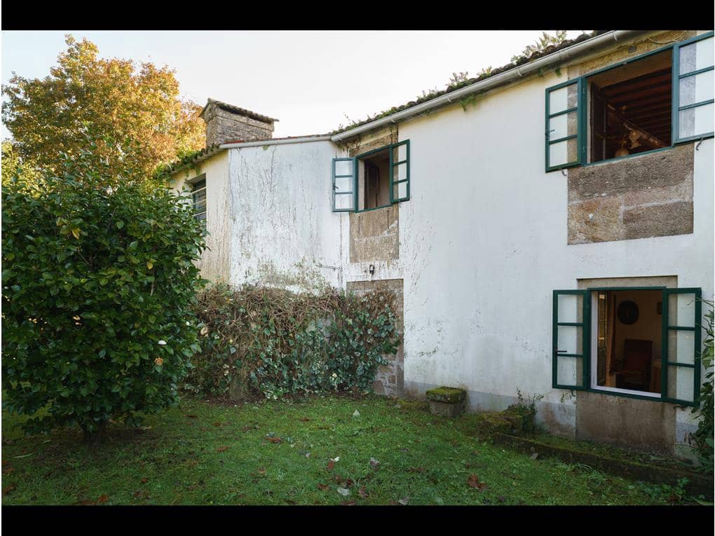 10 soveværelse Byhus til salg i Ames med garage - € 429.000 (Ref: 7182518)