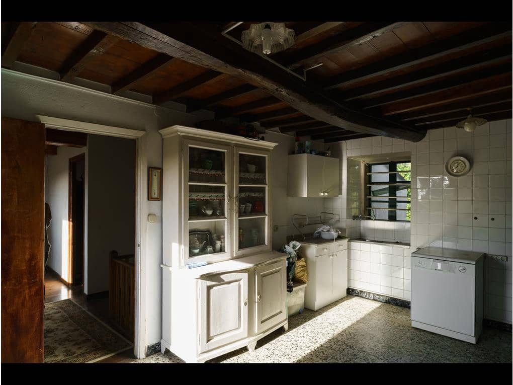 10 soveværelse Byhus til salg i Ames med garage - € 429.000 (Ref: 7182518)