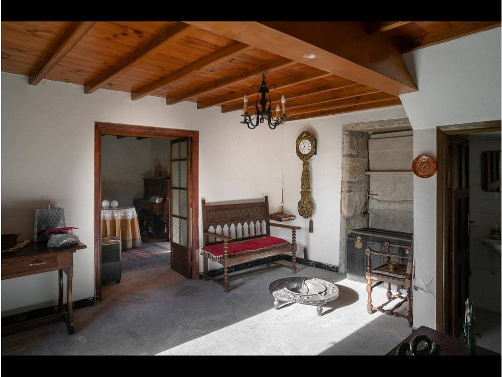 10 soveværelse Byhus til salg i Ames med garage - € 429.000 (Ref: 7182518)