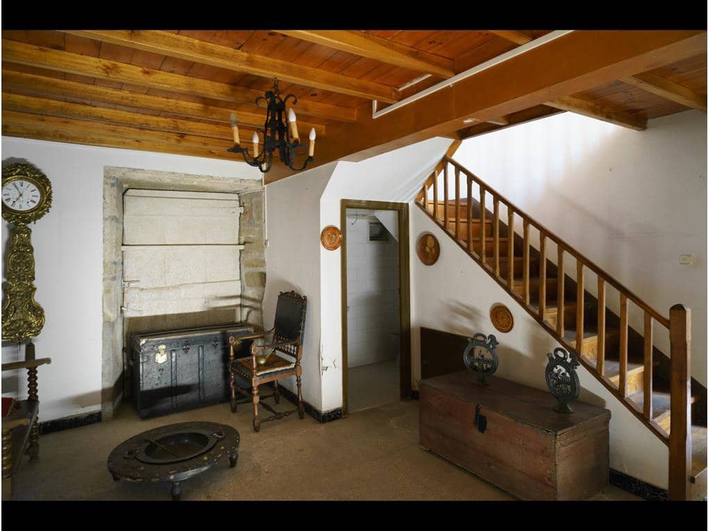 10 soveværelse Byhus til salg i Ames med garage - € 429.000 (Ref: 7182518)