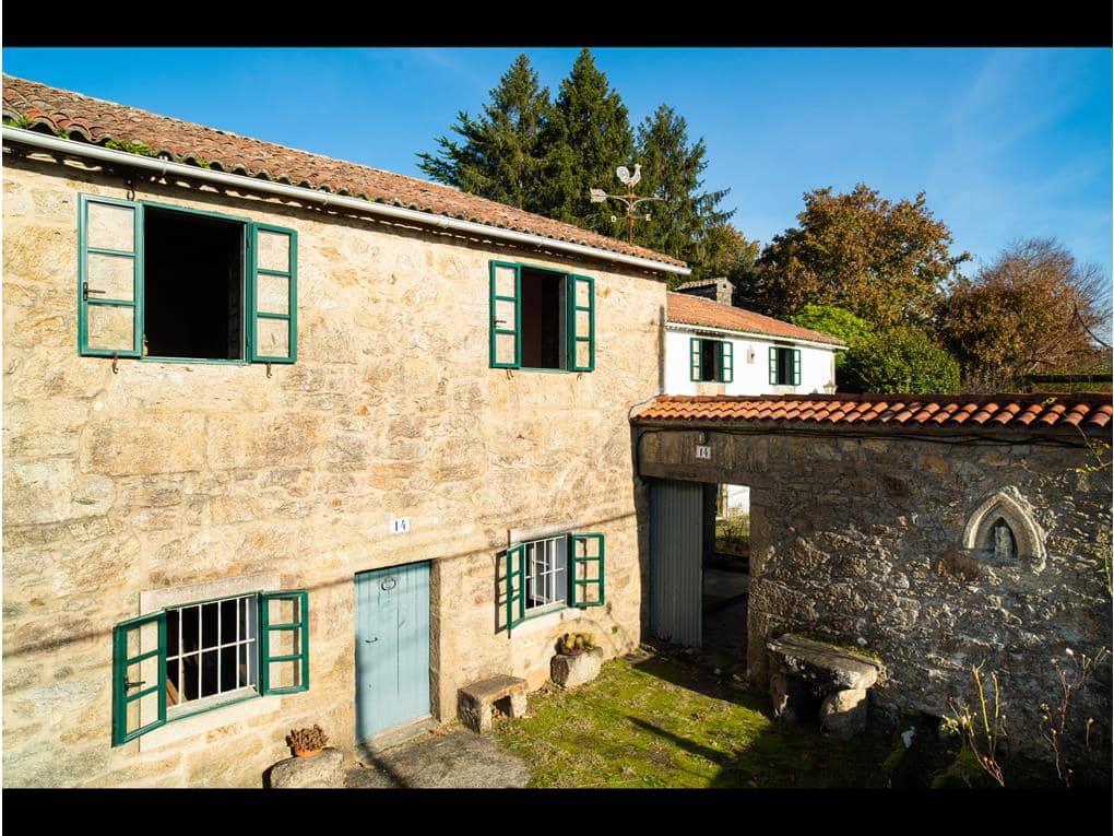 10 soveværelse Byhus til salg i Ames med garage - € 429.000 (Ref: 7182518)