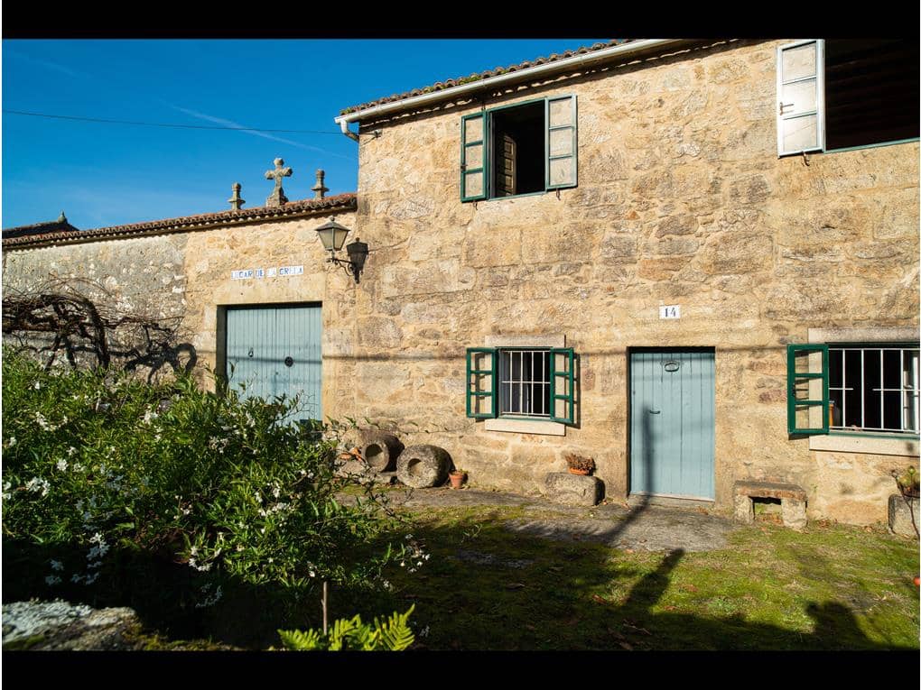 10 soveværelse Byhus til salg i Ames med garage - € 429.000 (Ref: 7182518)