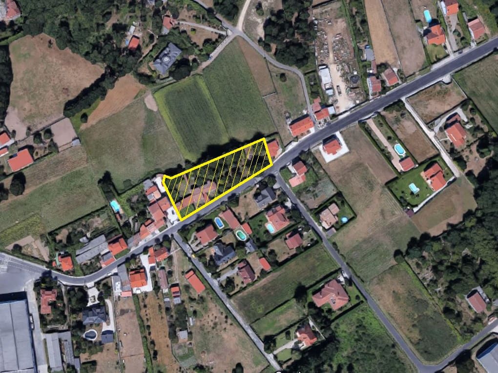 10 soveværelse Byhus til salg i Ames med garage - € 429.000 (Ref: 7182518)