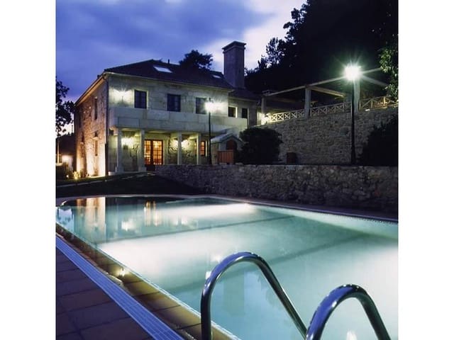 11 bedroom Hotel for sale in Santiago de Compostela with pool garage - € 3,500,000 (Ref: 7464369)