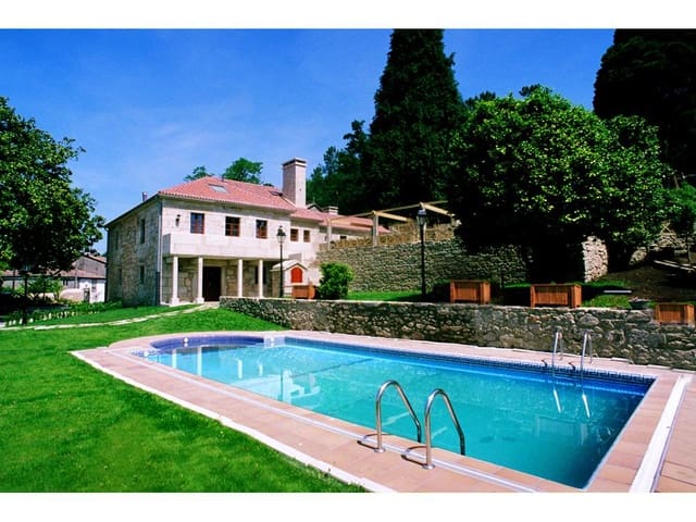 11 bedroom Hotel for sale in Santiago de Compostela with pool garage - € 3,500,000 (Ref: 7464369)
