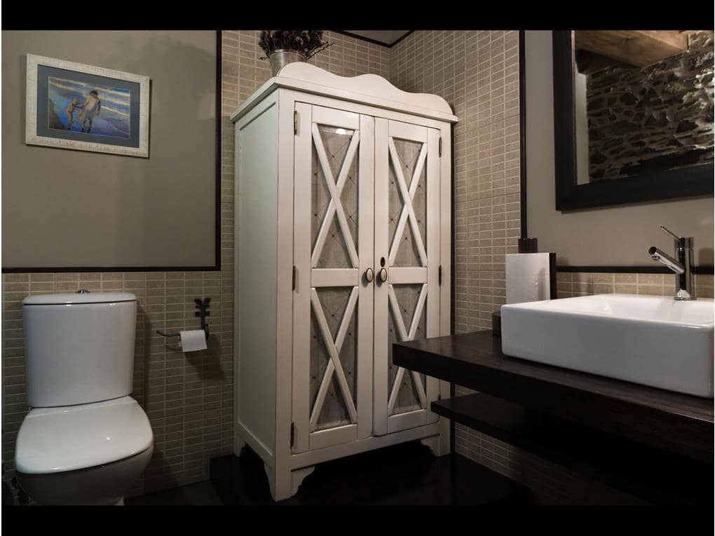 5 bedroom Hotel for sale in Ordes with garage - € 970,000 (Ref: 7582225)