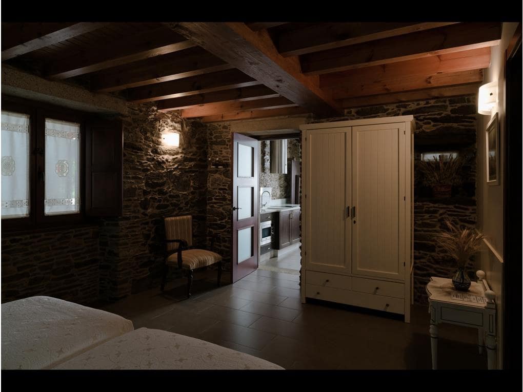 5 bedroom Hotel for sale in Ordes with garage - € 970,000 (Ref: 7582225)