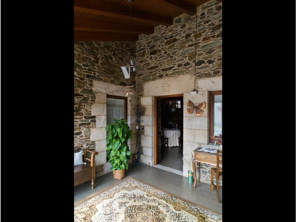 5 bedroom Hotel for sale in Ordes with garage - € 970,000 (Ref: 7582225)