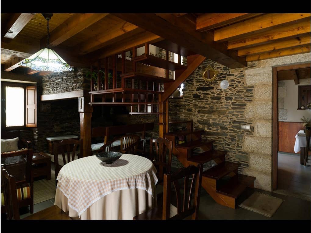 5 bedroom Hotel for sale in Ordes with garage - € 970,000 (Ref: 7582225)