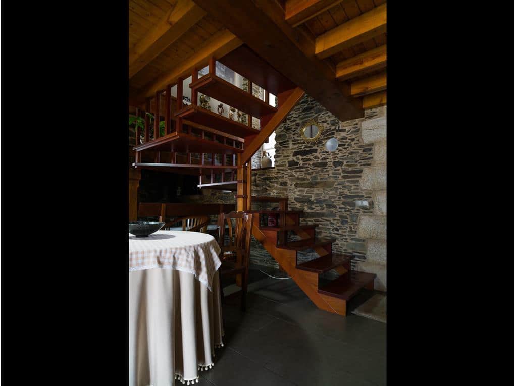 5 bedroom Hotel for sale in Ordes with garage - € 970,000 (Ref: 7582225)